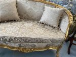 Ērta, Neliela Izmēra Sofa, Dīvāns ar Spilveniem (4200) - Image 24