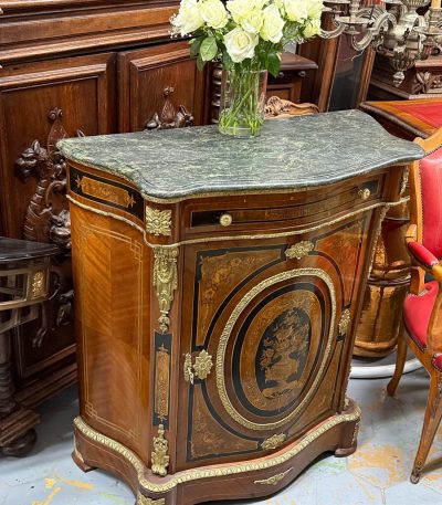 Mahogni Kommode med Marketeri og Grøn Marmor — Napoleon III stil, Frankrig