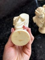 2 bustes de petite taille (6995) – Image 11