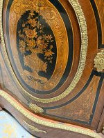 Commode en acajou avec marqueterie et marbre vert — Style Napoléon III, France, vers 1860-1880 (6638) – Image 23