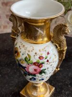 Vieux Paris porcelain vase with gilding — Empire style (6994) - Image 8
