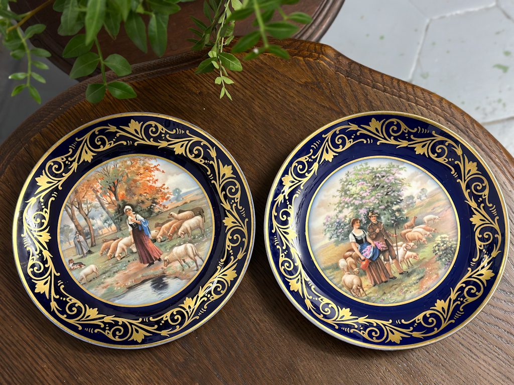 Maza Izmēra Porcelāna Šķīvji, 2gab (5251) - Image 1