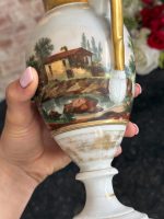izsmalcināta porcelāna vāze ar zelta krāsas detalizāciju, neliela izmēra (6985) - Image 8