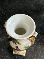 Porcelāna amforas vāze ar žanra skatu un ainavu — Vieux Paris / Impērijas stilā (Vieux Paris Porcelain Vase Hand Painted in Empire Style) (6992) - Image 12