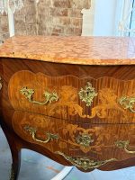 Antike französische Bombe-Kommode mit Intarsien und Marmorplatte – Louis XV Stil (6354) – Bild 7