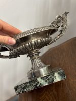 Antīka stila sudraboti galda trauki uz marmora pamatnes, pāris — Ampīra stils (antique silver footed tazza marble base pair) (5277) - Image 14