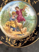 porcelāna šķīvis, tumši zilā krāsā, vidēji liela izmēra (6608) - Image 2
