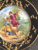 porcelāna šķīvis, tumši zilā krāsā, vidēji liela izmēra (6608) - Image 4