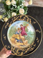 porcelāna šķīvis, tumši zilā krāsā, vidēji liela izmēra (6608) - Image 5