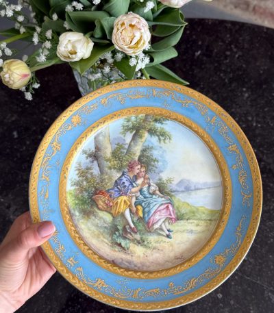 Malet porcelænsfad, lyseblå, lille (6611)