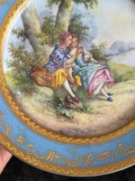 apgleznots porcelāna šķīvis, gaiši zilā krāsā, neliela izmēra (6611) - Image 7
