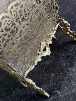 Elegants antīks misiņa vēstuļu un salvešu turētājs ar diviem nodalījumiem — historisma stilā (brass letter rack) (6560) - Image 10