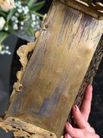 Elegants antīks misiņa vēstuļu un salvešu turētājs ar diviem nodalījumiem — historisma stilā (brass letter rack) (6560) - Image 11