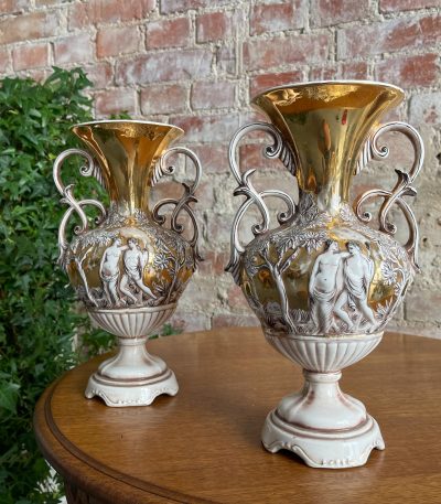 Lille vase med gulddetaljer, 1 stk. Vase (2333)