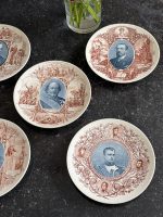 Pieci antīki fajansa šķīvji ar portretiem — Francija, Sarreguemines (Five Faience Plates) (6981) - Image 3