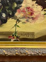 Vēsturiska eļļas glezna “Klusā daba ar salona pudeli un vīna kausu” — still life oil painting — ap 1900. gadu (6639) - Image 4