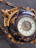 Grezns antīks porcelāna sienas pulkstenis — historisma stilā - antique french wall clock cartal porcelain bronze blue gold (6497) - Image 12
