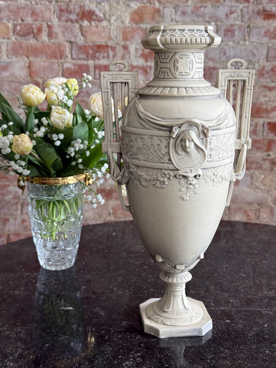 "Royal Dux", Jūgendstila porcelāna vāze, liela izmēra (6557) - Image 1