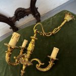 Maza Izmēra Lampa, 3 Spuldzes, Vidēji Smaga (4631)