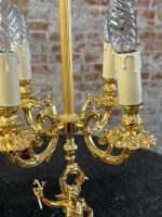 Lampe de table avec figure féminine, finition or brillant, base en marbre noir, taille moyenne, 4 ampoules (6391) – Image 9