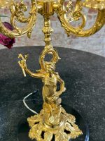 Lampe de table avec figure féminine, finition or brillant, base en marbre noir, taille moyenne, 4 ampoules (6391) – Image 4