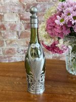Pudele vīnam, zaļš stikls ar metāla elementiem, tilpums 750ml (5995)