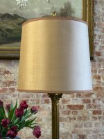 Bordlampe med kuppel, søylemotiv, 2 lyspærer, middels stor (6387) - Bilde 10