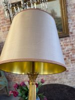 Bordlampe med kuppel, søylemotiv, 2 lyspærer, middels stor (6387) - Bilde 7