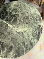 Металлический журнальный столик с темно-зеленой мраморной столешницей, средний размер, тяжелый (6219) — изображение 9