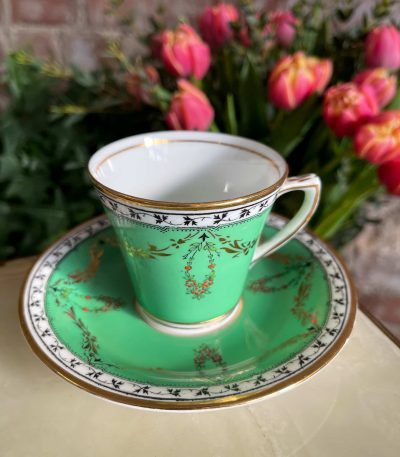 Lille porcelænste/kaffekop og underkop (2991)
