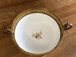 izsmalcināts, apgleznots porcelāna trauciņš, neliela izmēra (5944) - Image 10