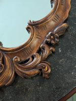 Kokgriezuma sienas spogulis — rokokō stilā (Carved Wooden Wall Mirror in Rococo Style) (7021) - Image 15