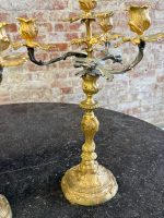 2gab Bronzas Kandelabru Pāris ar Tulpju Kausiem, Divkrāsu — Rokoko, Francija, ap 1860–1880 (6390) - Image 5
