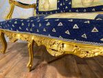 Zeltēts Luija XV salona komplekts ar ziedu gobelēnu, liela izmēra sofa + 2 lieli krēsli ar roku balstiem, (224) - Image 15