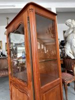 Luī XV stila vitrīna ar bronzas furnitūru (Louis XV style vitrine with bronze hardware) (4092) - Image 11