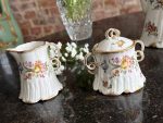 Francijas porcelāna komplekts ar ziedu motīviem — Napoleona III stilā (French Porcelain Tea Set with Floral Motifs in Napoleon III Style) (6570) - Image 12