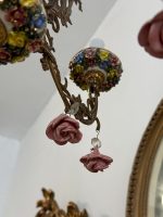 Griestu lampa ar puķītēm, vidēja izmēra, 5 spuldzēm, lampai ir gara ķēde, kuru var pēc nepieciešamības saīsināt (6669) - Image 15