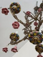 Griestu lampa ar puķītēm, vidēja izmēra, 5 spuldzēm, lampai ir gara ķēde, kuru var pēc nepieciešamības saīsināt (6669) - Image 5