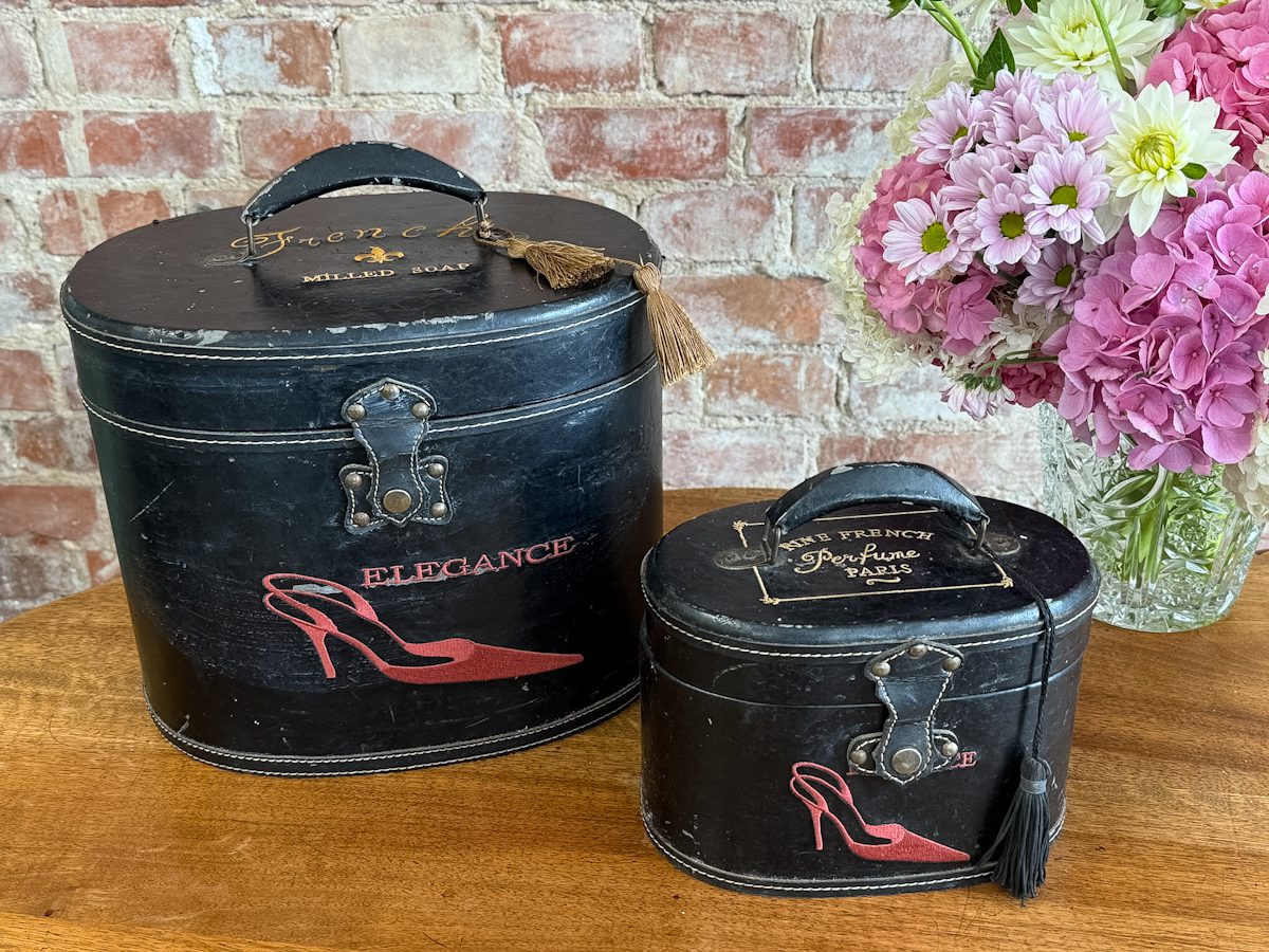 IMG_8634 antique french vanity case boxes leather