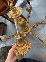 Antīka stila misiņa un zaļā oniksa griestu lampa uz 6 spuldzēm — Luija XVI stilā (antique brass onyx chandelier 6 lights) (6670 - Image 15