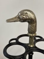 Čuguna lietussargu un kamīna piederumu statīvs ar pīles galvas rokturi — historisma stilā, (Cast Iron Umbrella and Fireplace Stand with Duck Head Handle)(5318) - Image 8