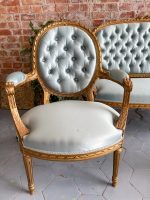 Grezns zeltīts salona mēbeļu komplekts ar gaiši zilu zīda apdari — Luija XVI stilā, (Antique gilded salon suite light blue silk) (2414) - Image 17