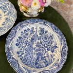 Liels šķīvis "Delft" ar rokām apgleznots (2516)