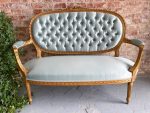 Grezns zeltīts salona mēbeļu komplekts ar gaiši zilu zīda apdari — Luija XVI stilā, (Antique gilded salon suite light blue silk) (2414) - Image 11