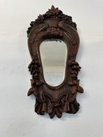 Ozolkoka sienas spogulis ar krāšņiem ziedu kokgriezumiem — Jūgendstilā (Antique Oak Wall Mirror with Floral Carvings in Jugendstil) (4137) - Image 2