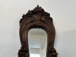 Ozolkoka sienas spogulis ar krāšņiem ziedu kokgriezumiem — Jūgendstilā (Antique Oak Wall Mirror with Floral Carvings in Jugendstil) (4137) - Image 3