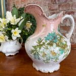 Porcelāna vāze "Limoge" ar nelielu defektu, plaisu (3111)