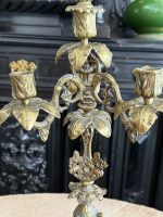 Bronzas Svečturu Pāris Četrām Svecēm ar Tulpju Ornamentiku — Historicisms, Francija/Beļģija, 19.gs. (5818) - Image 13