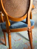 Fauteuil Krēsli ar Cannage Sietu un Zilu Samtu — Luija XVI stils, Francija, 20.gs. (6580) - Image 20