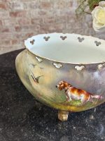 Painted porcelain cachepot with hunting motif — Neo-Rococo style (7066) - Image 4